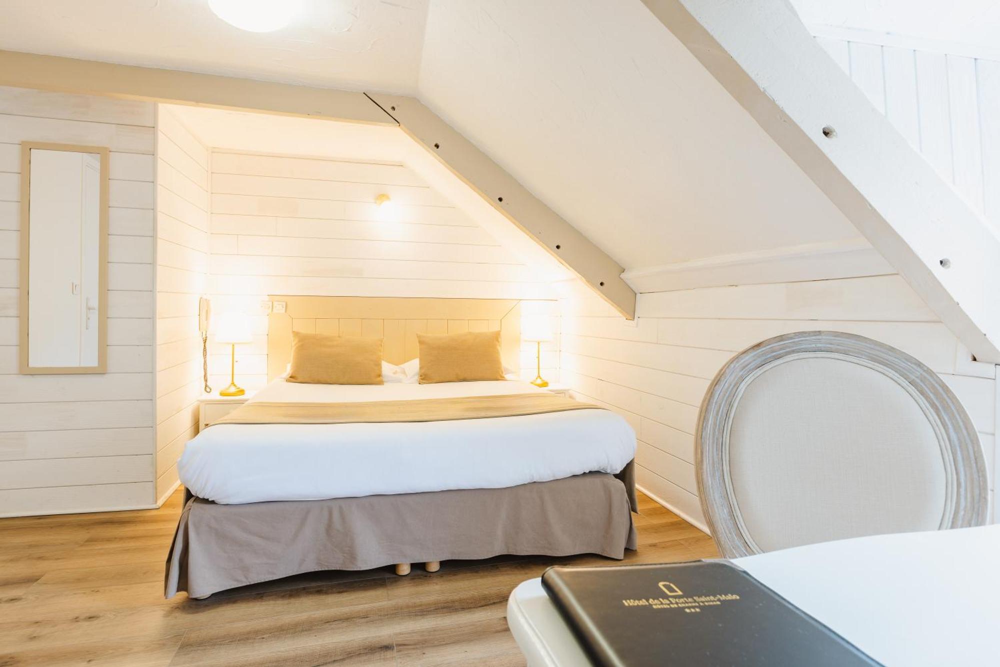 Demeures & Chateaux - Hotel De La Porte Saint-Malo Dinan Zewnętrze zdjęcie