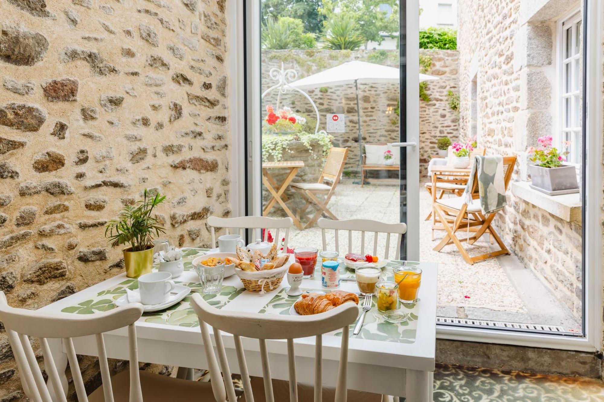 Demeures & Chateaux - Hotel De La Porte Saint-Malo Dinan Zewnętrze zdjęcie